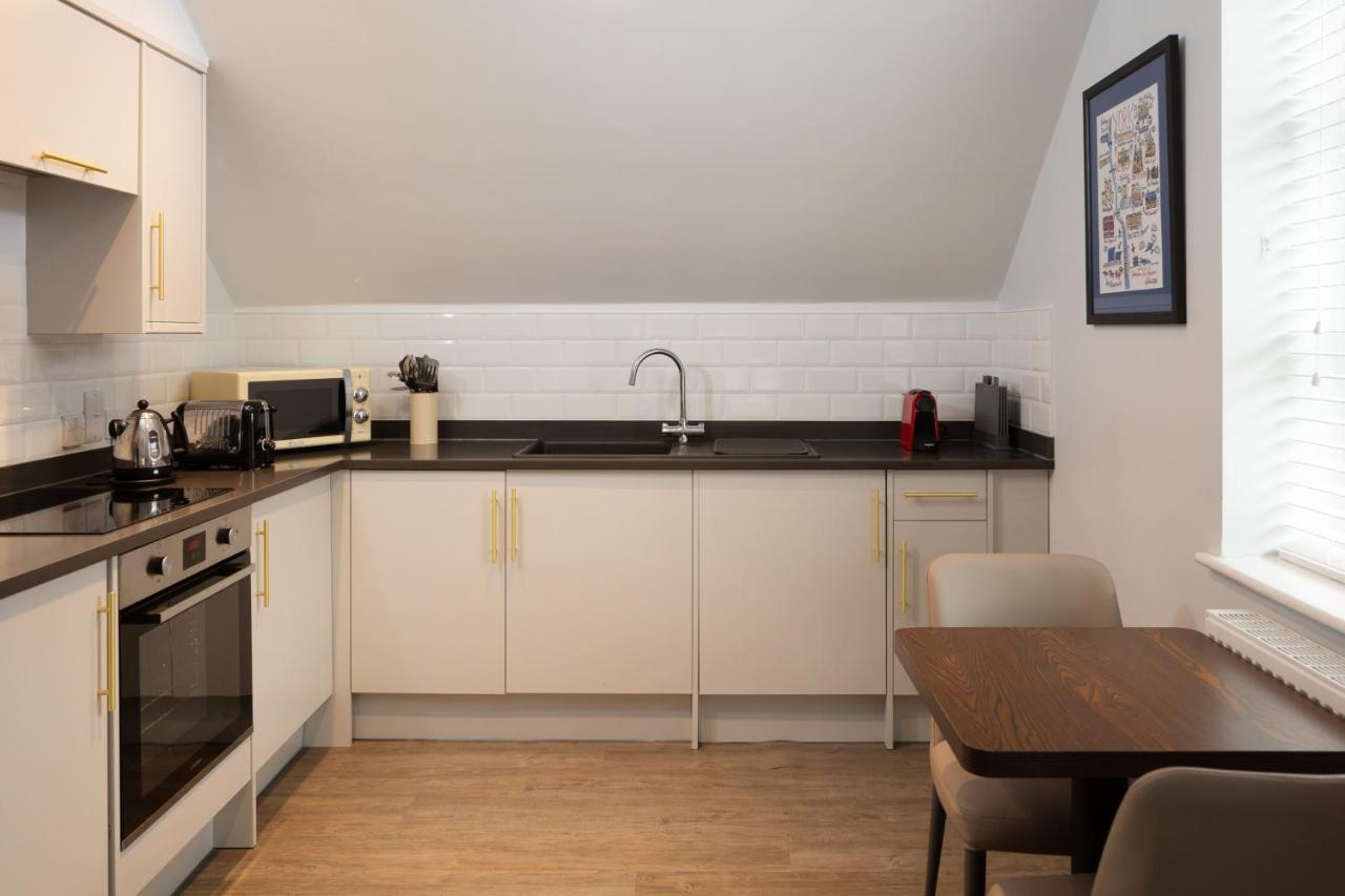 The Falcon Tap Boutique Inn Йорк Екстериор снимка